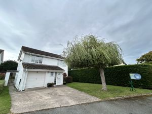 Photo 1- click for photo gallery